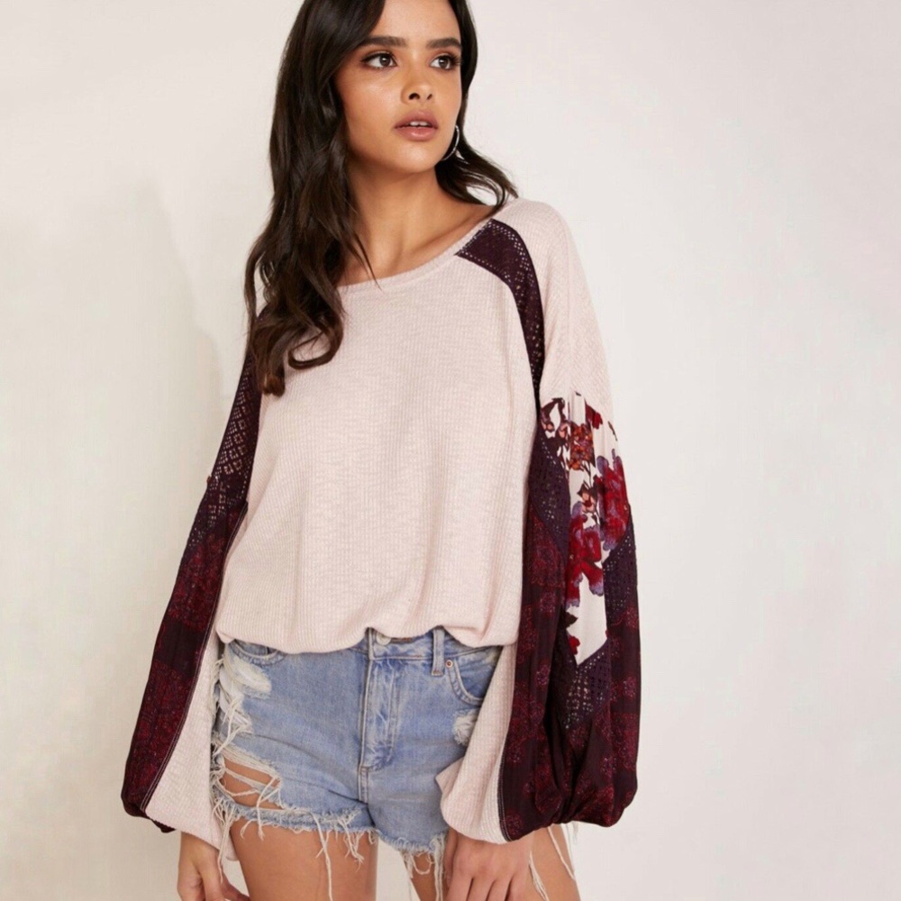 Free People Casual Long Balloon Sleeves Clash Top Womans Small Rose Petal Combo
